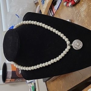 Ginger Snap Pearl Necklace w/crystals